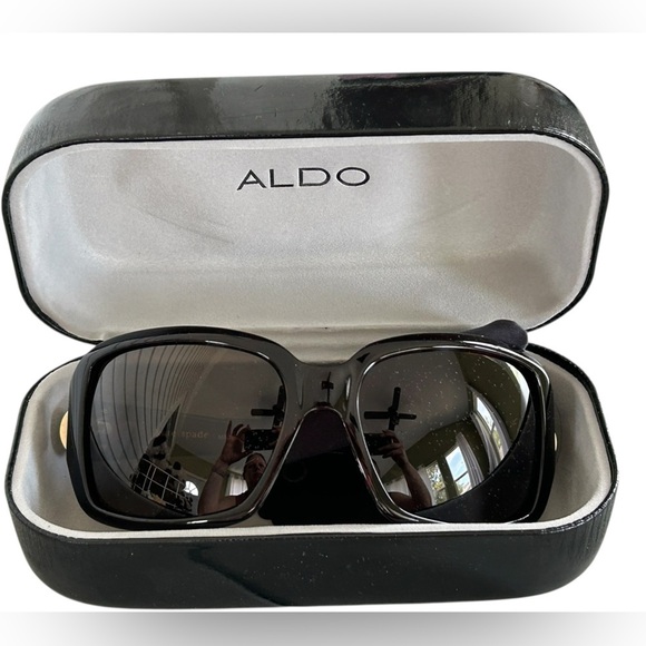 Kate Spade Black Oversized Sunglasses
